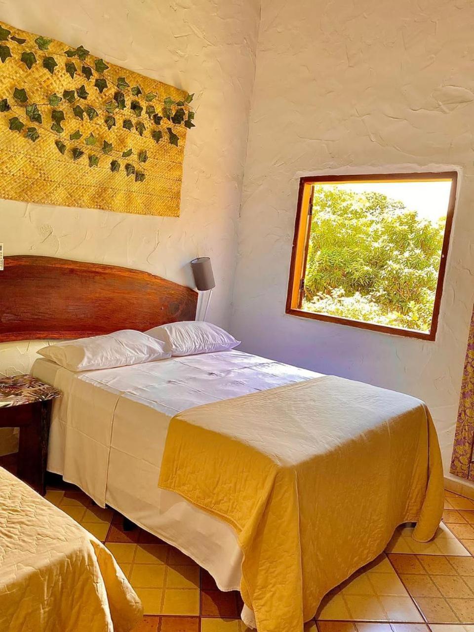 Quarto Triplo Básico